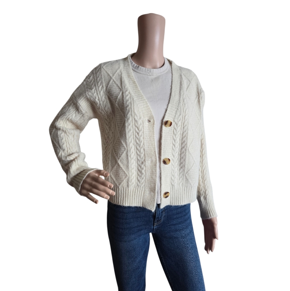 Women's Cream Oversized V-Neck Cable Knit Cropped Cardigan Sweater - Picture 13 of 16